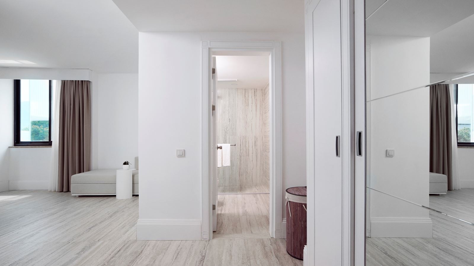 rooms-superior-room-mountain-view