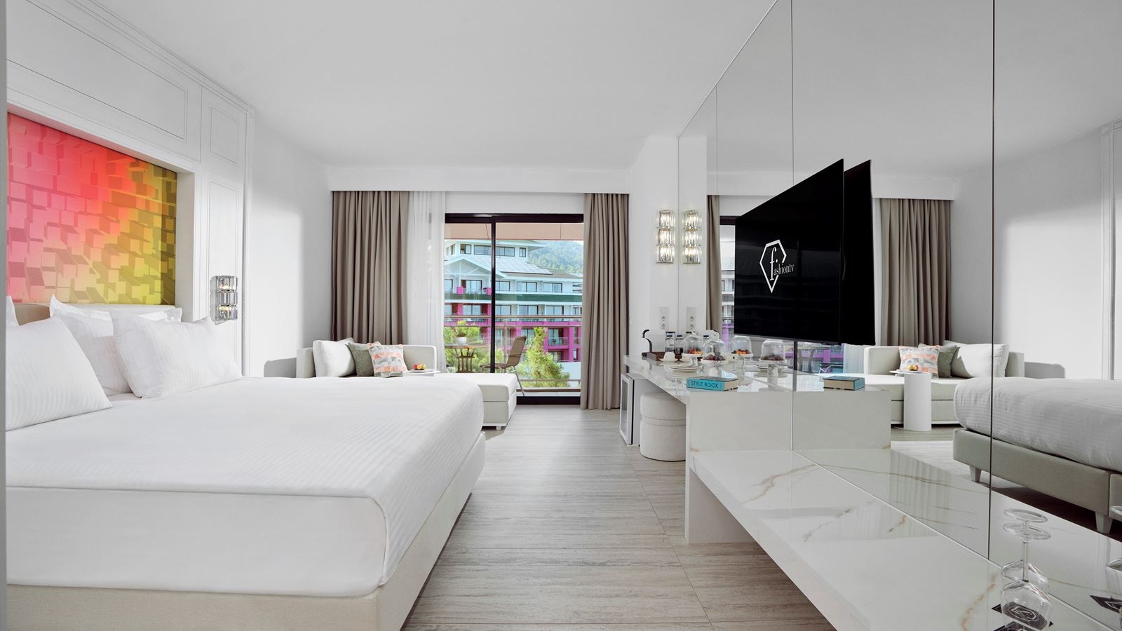 rooms-superior-room-land-view