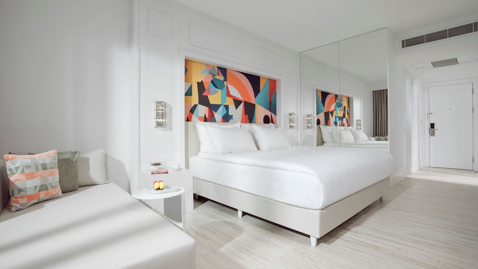 rooms-deluxe-room-sea-view