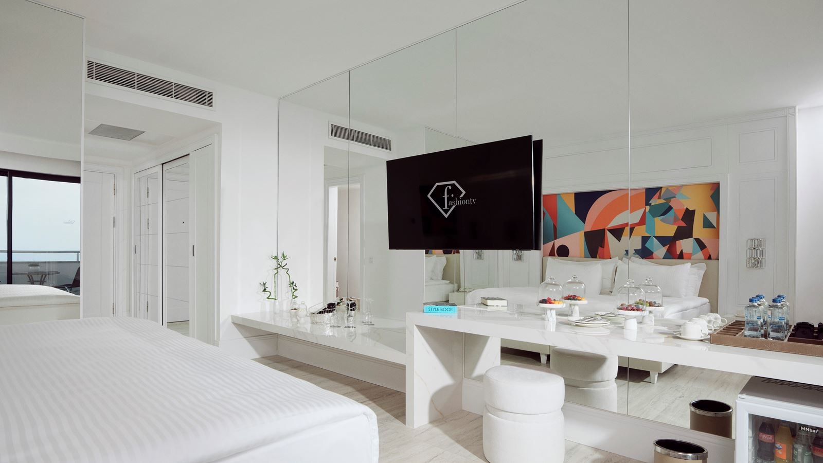 rooms-deluxe-room-sea-view