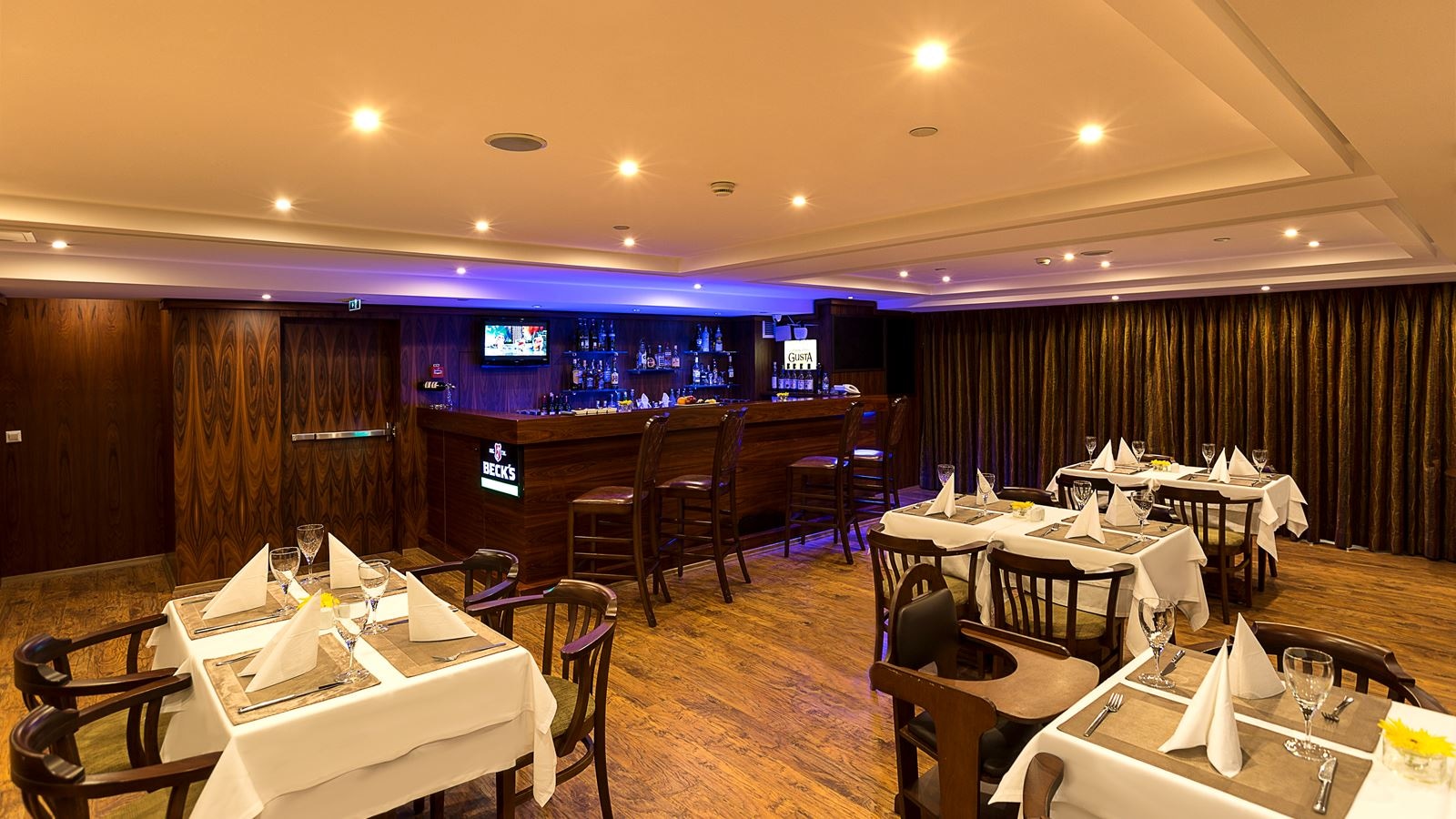 restaurants-restaurants