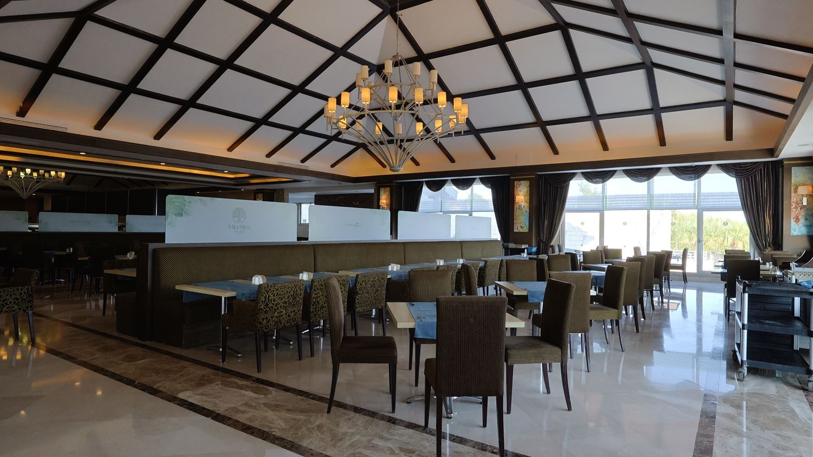 restaurants-gardenia-restaurant