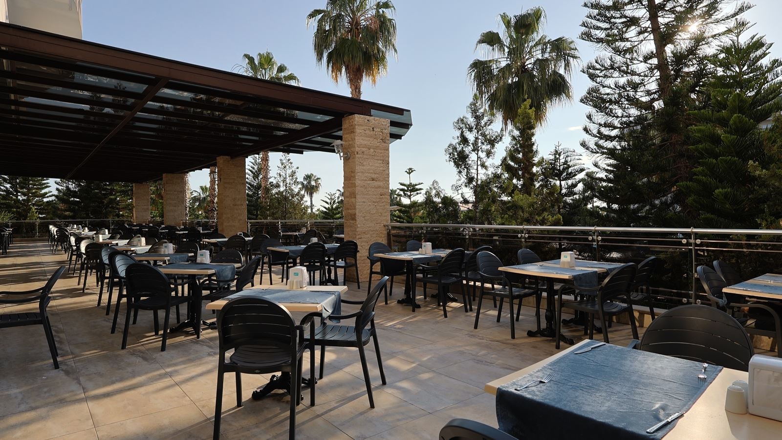 restaurants-gardenia-restaurant