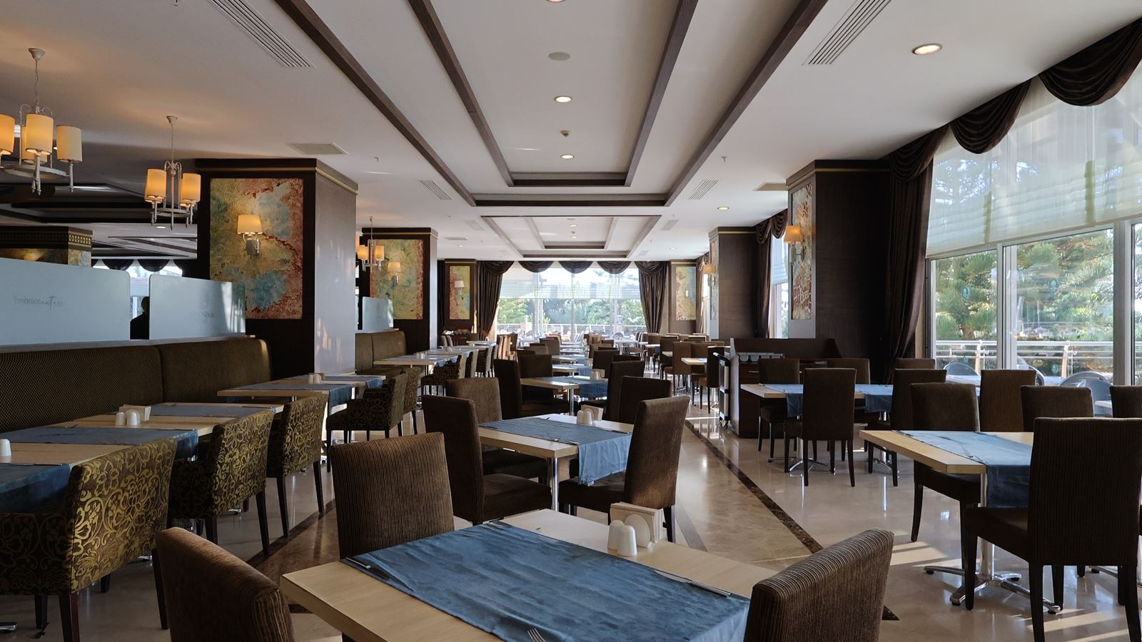 restaurants-gardenia-restaurant