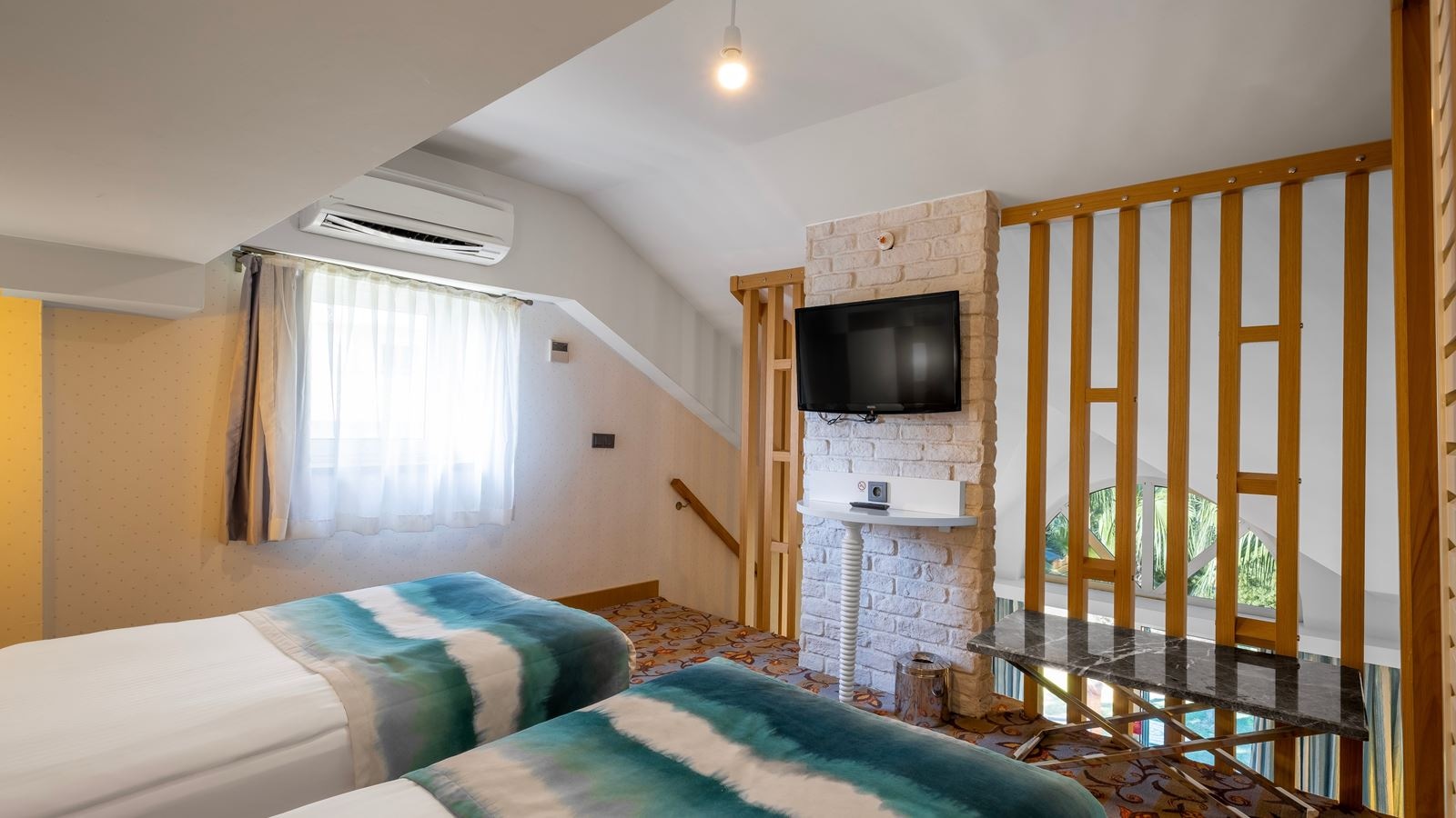 rooms-villa-suite-second-floor