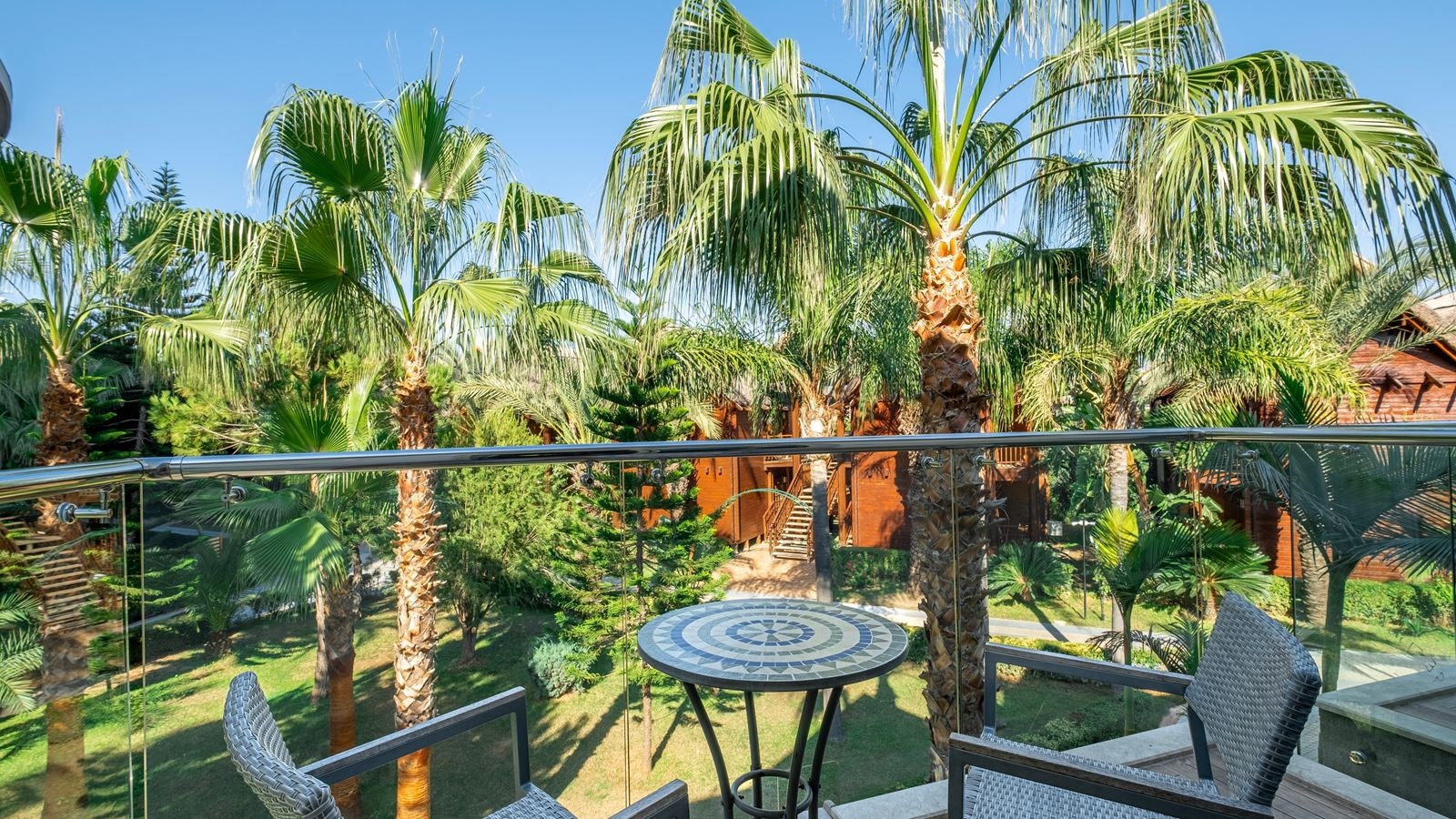 rooms-villa-suite-second-floor