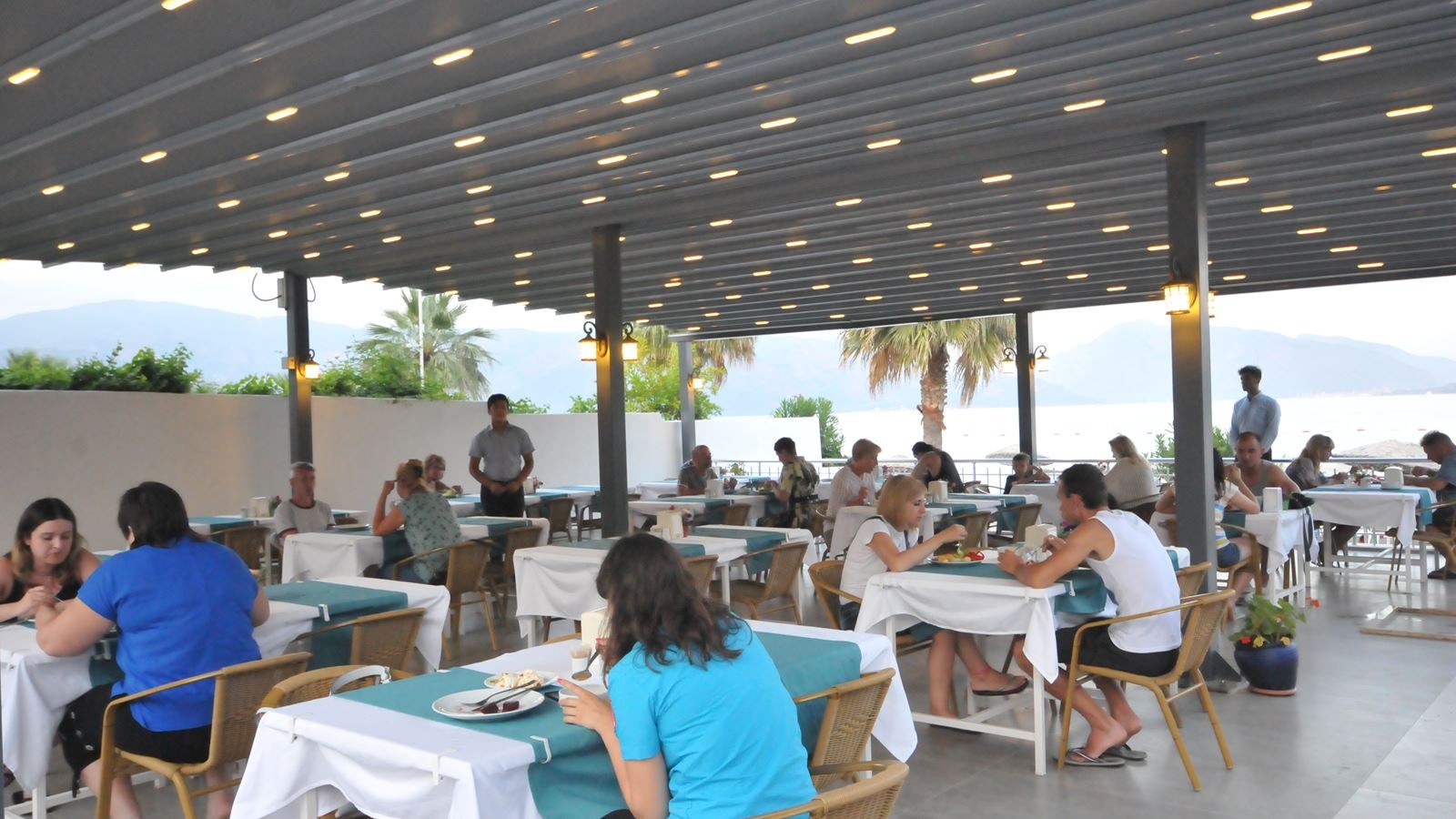 restaurants-restaurant