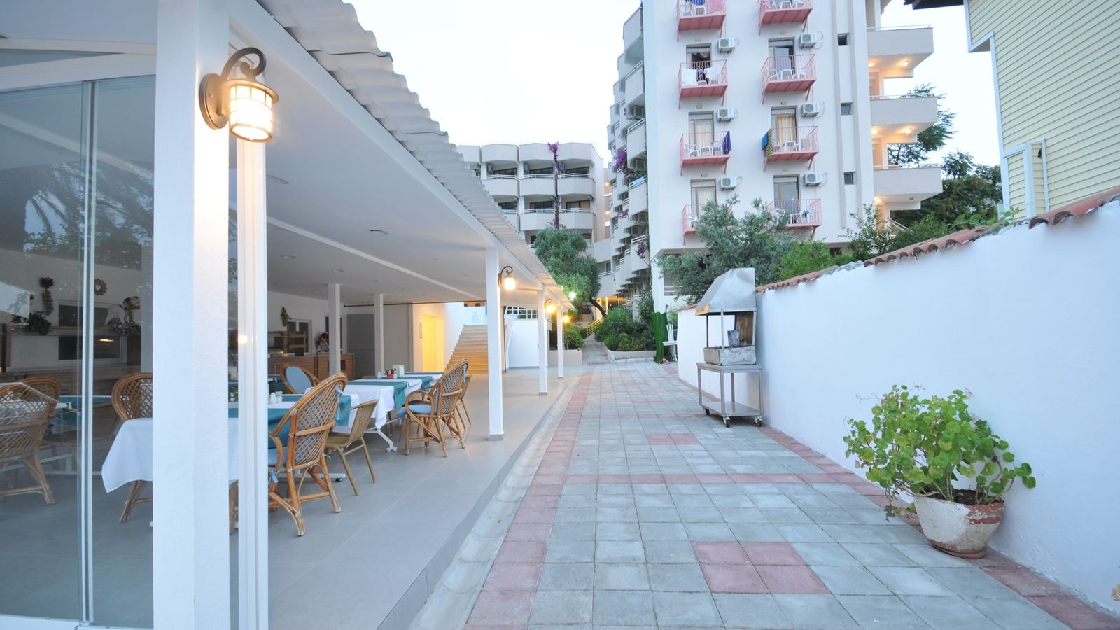 general-main-building