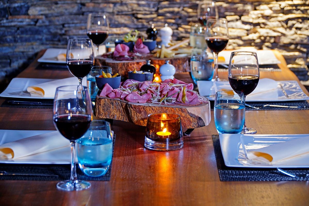 restaurants-la-vela-meat-restaurant