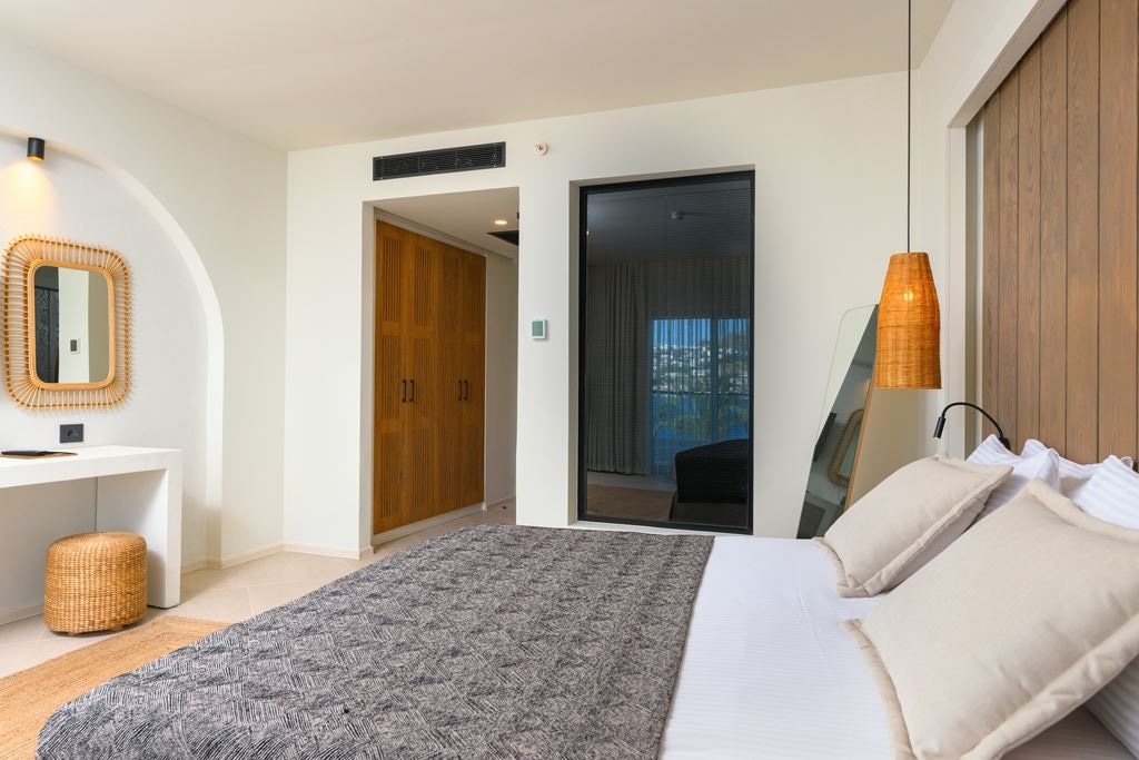 rooms-premium-sea-view-room