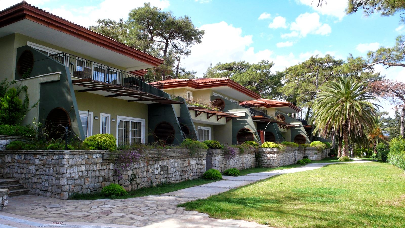 general-annex-building