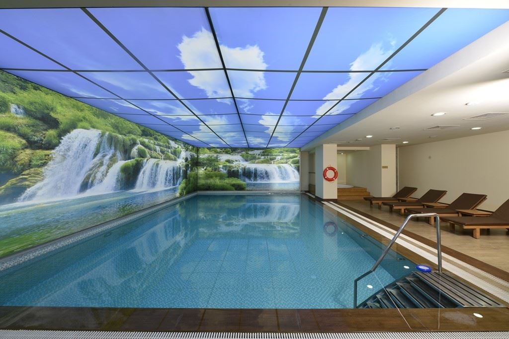 pools-indoor-pool