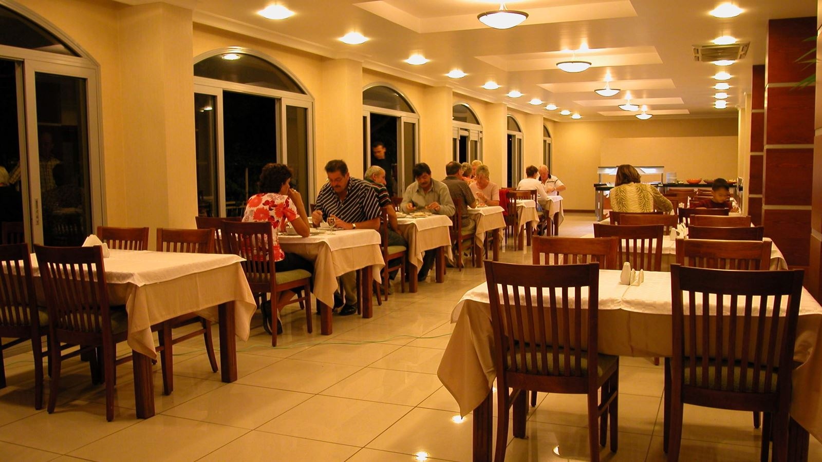 restaurants-main-restaurant