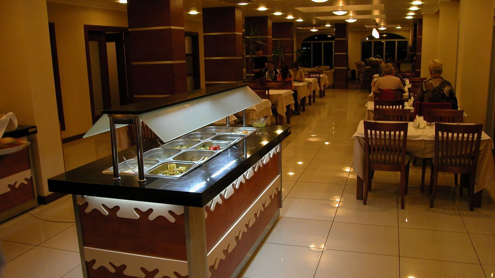 restaurants-main-restaurant