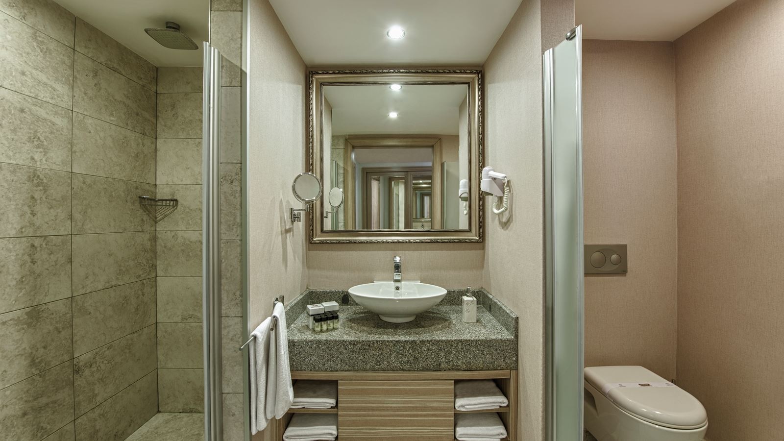 rooms-family-room