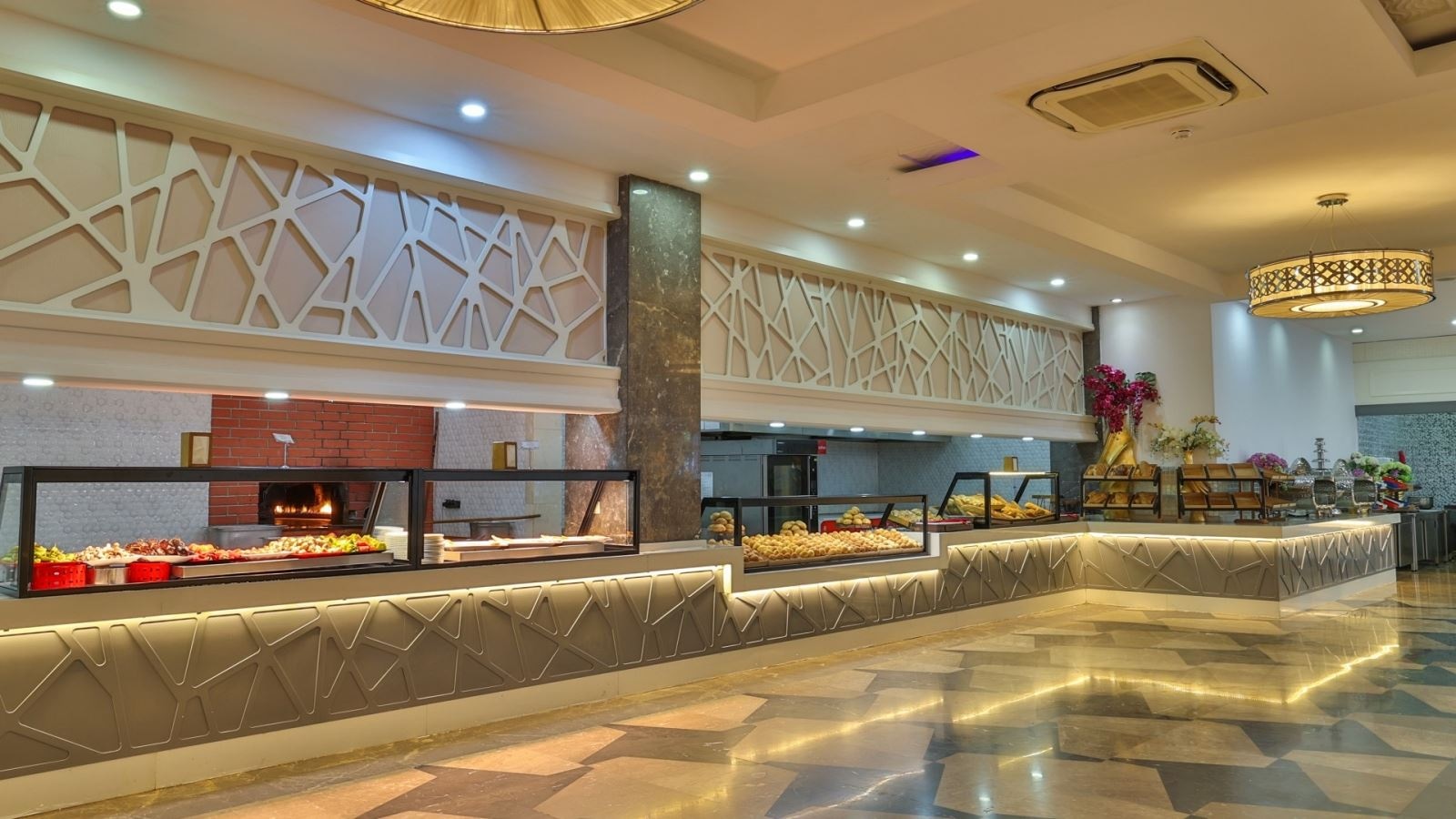 restaurants-crystal-restaurant