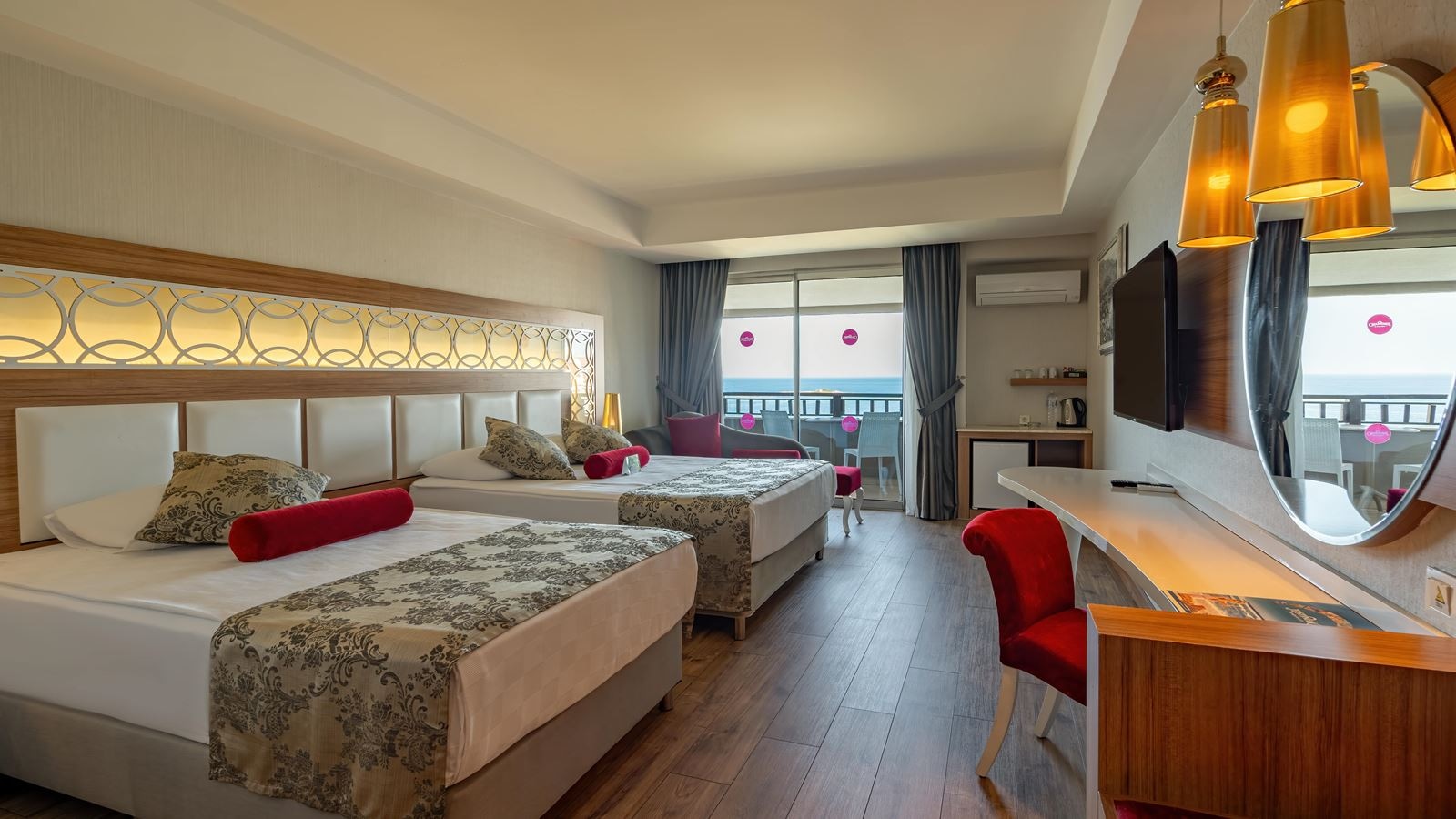 rooms-standard-room-main-building