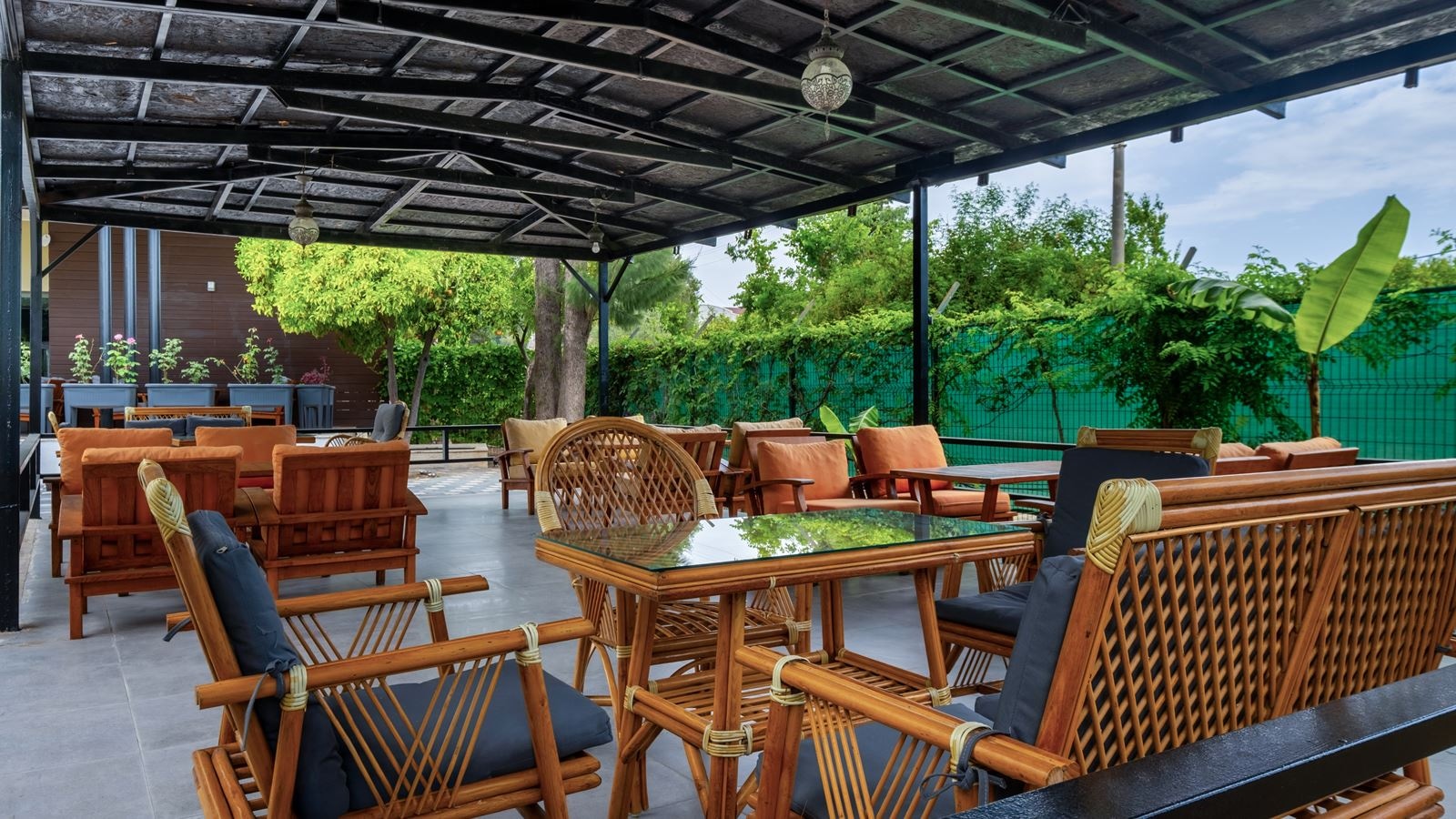 restaurants-snack-restaurant