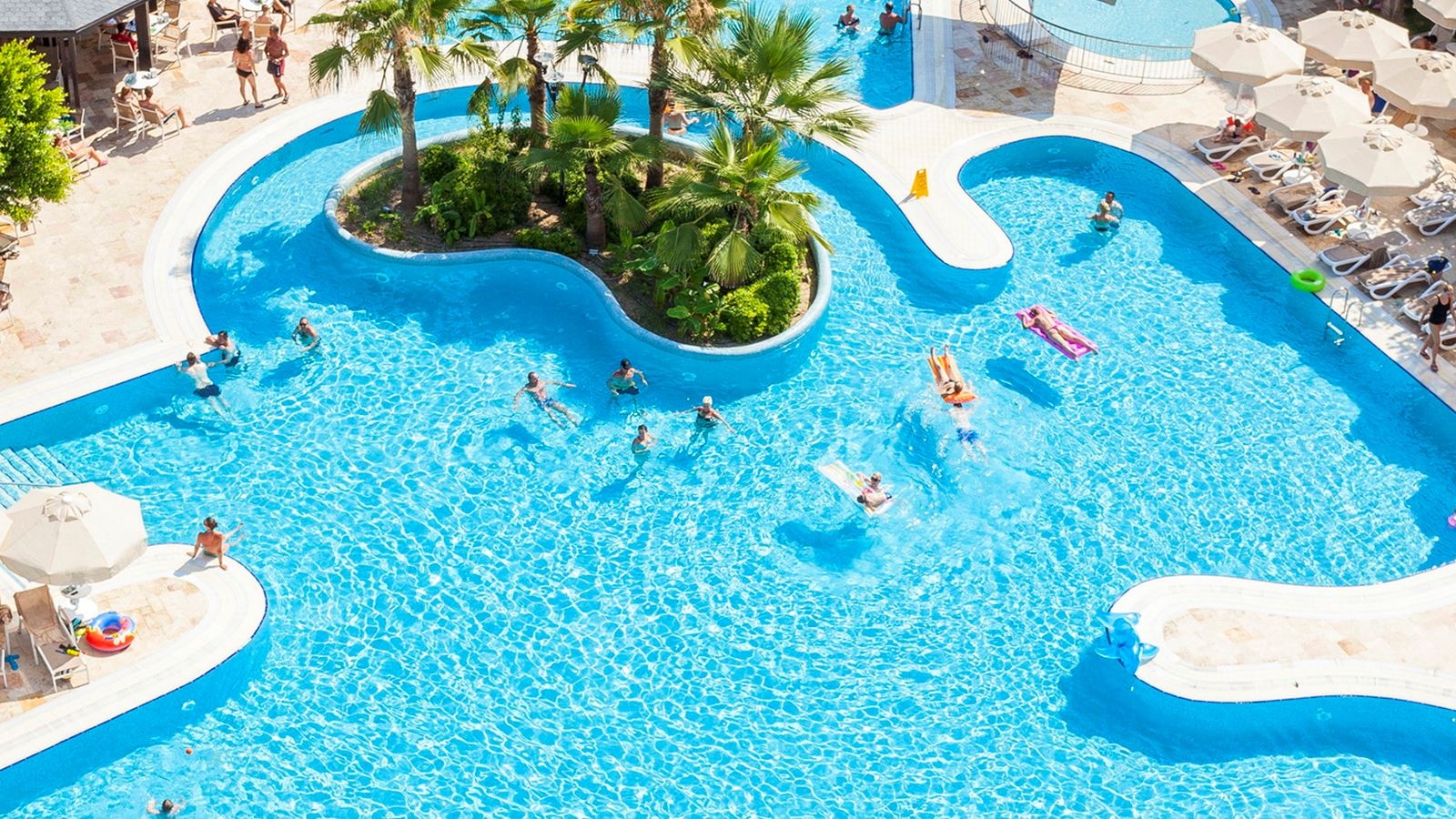 water-park-outdoor-pool