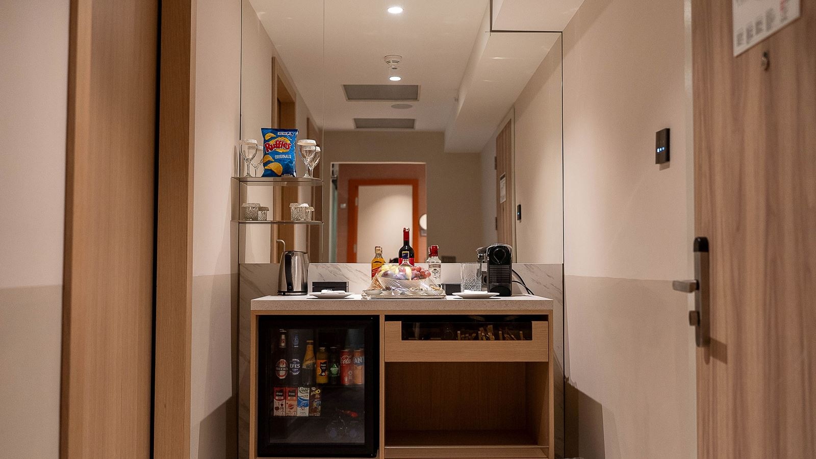 rooms-family-penthouse-with-jacuzzi-on-terrace