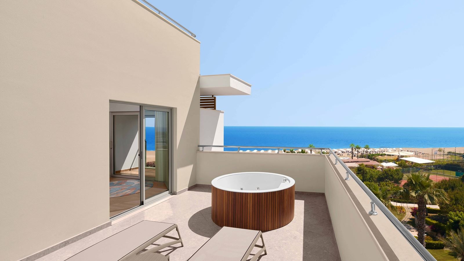 rooms-deluxe-sea-view-with-jacuzzi-on-terrace--mixed-area