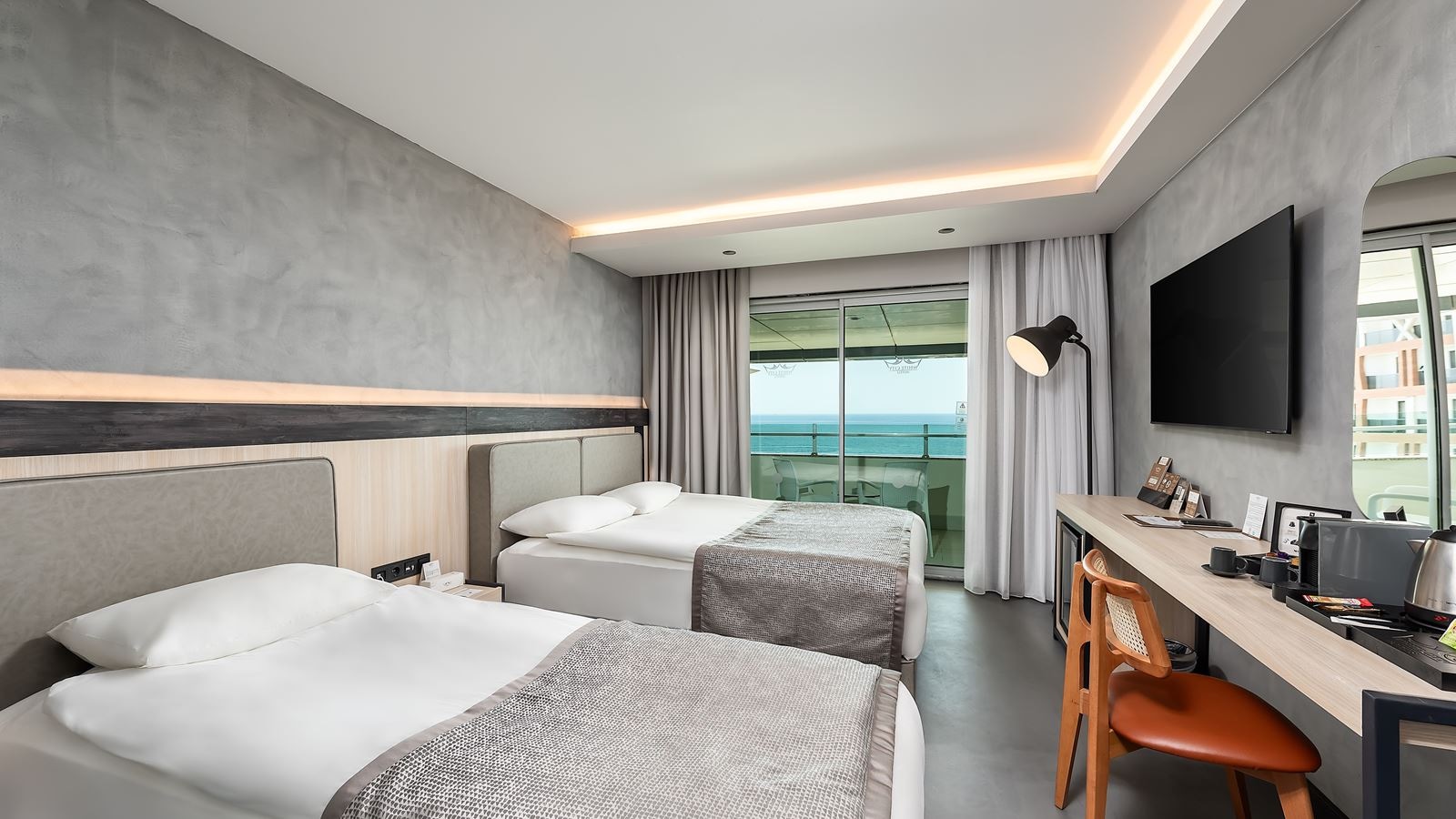 rooms-superior-sea-view-room