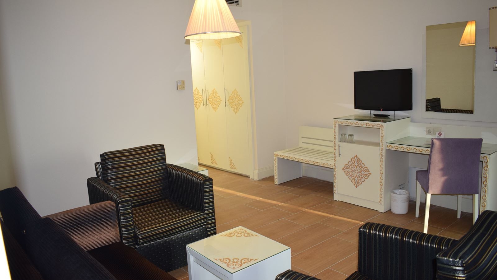 rooms-junior-suite