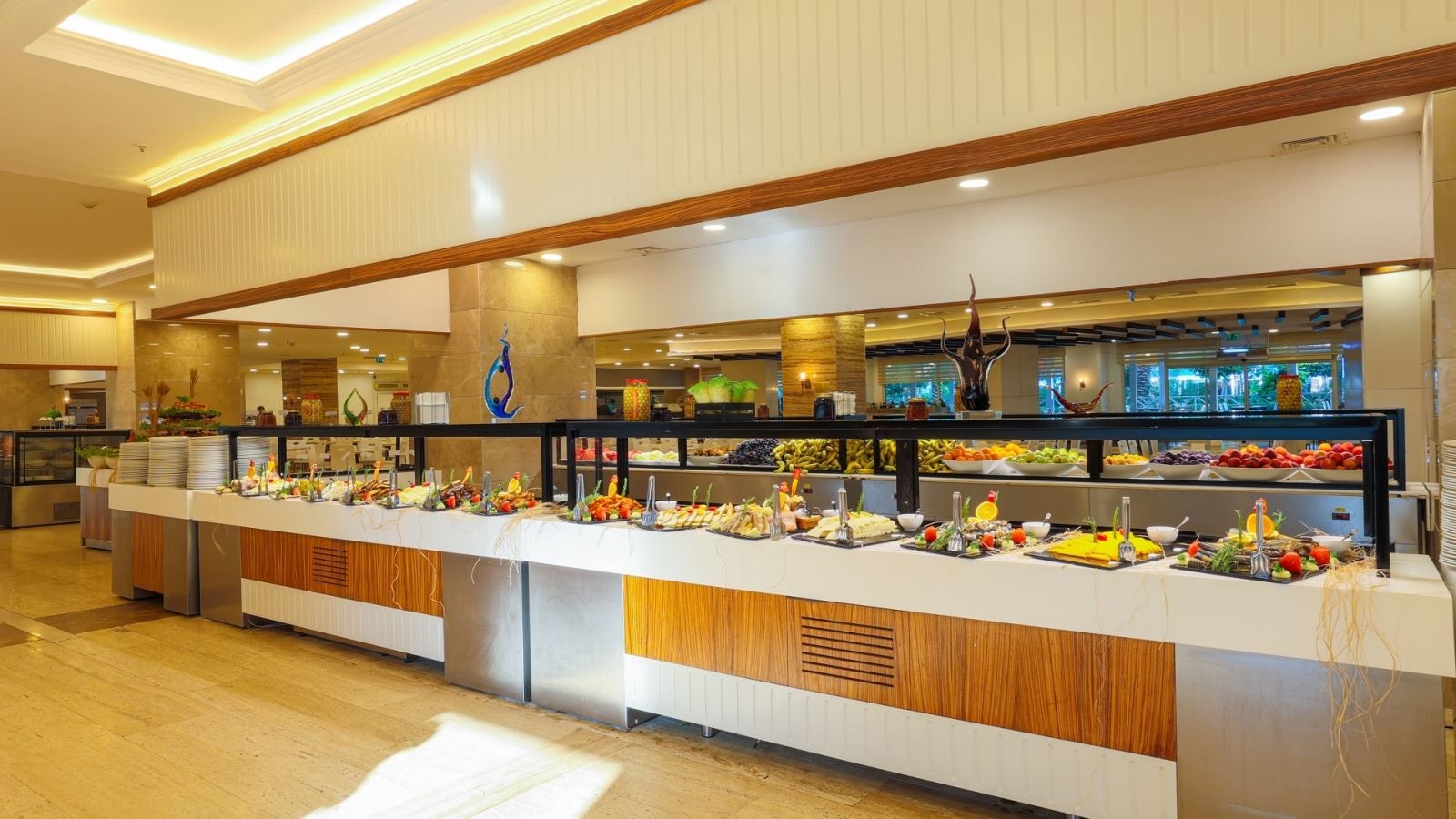 restaurants-admiral-restaurant