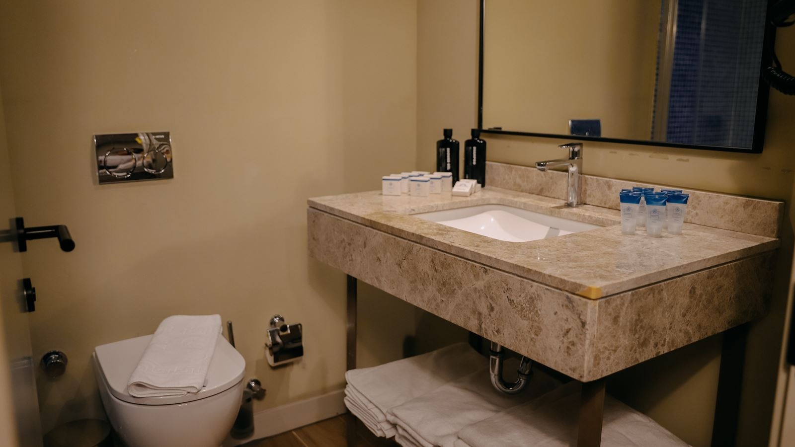 rooms-junior-suite