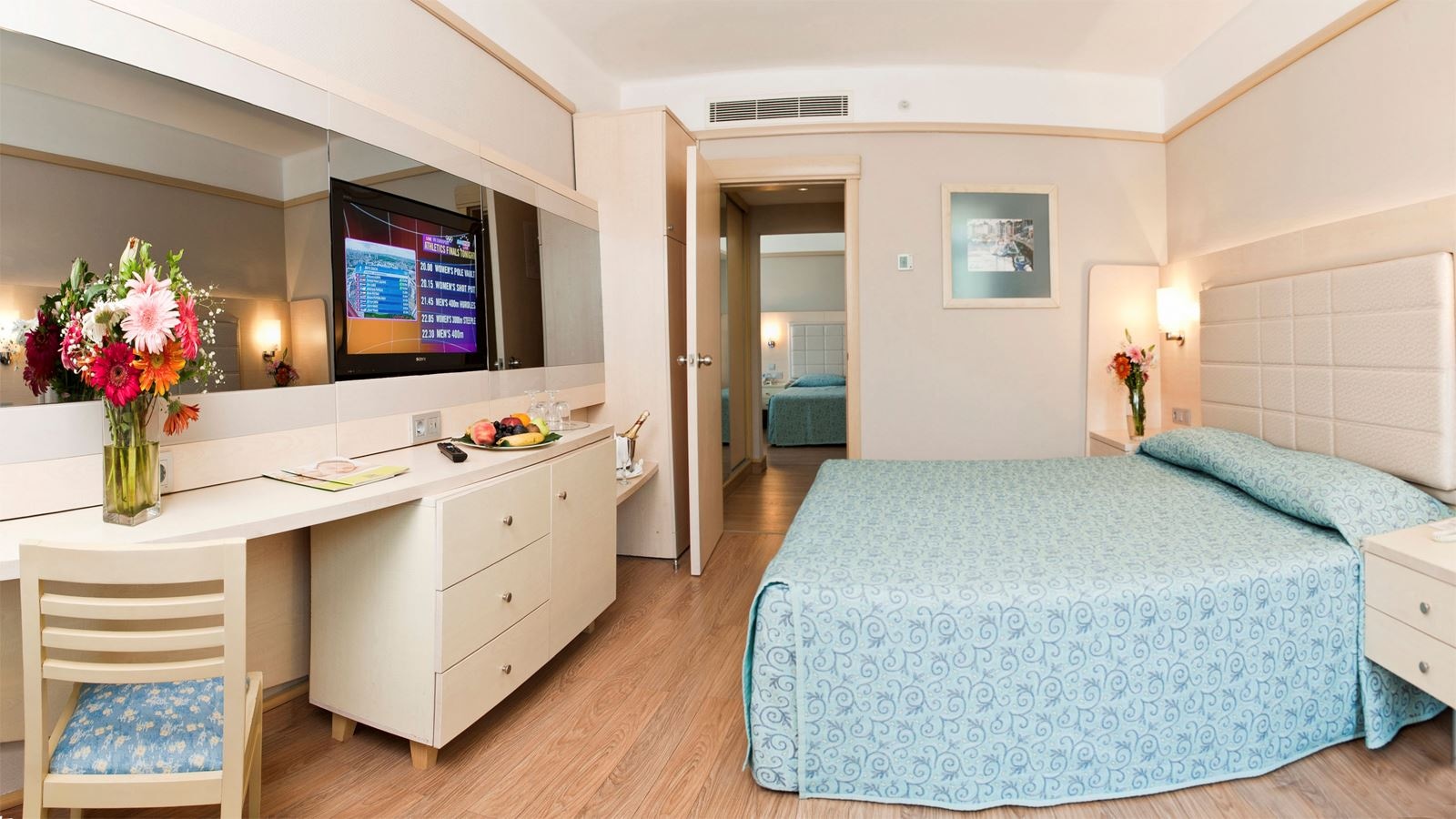 rooms-family-room-2-bedrooms