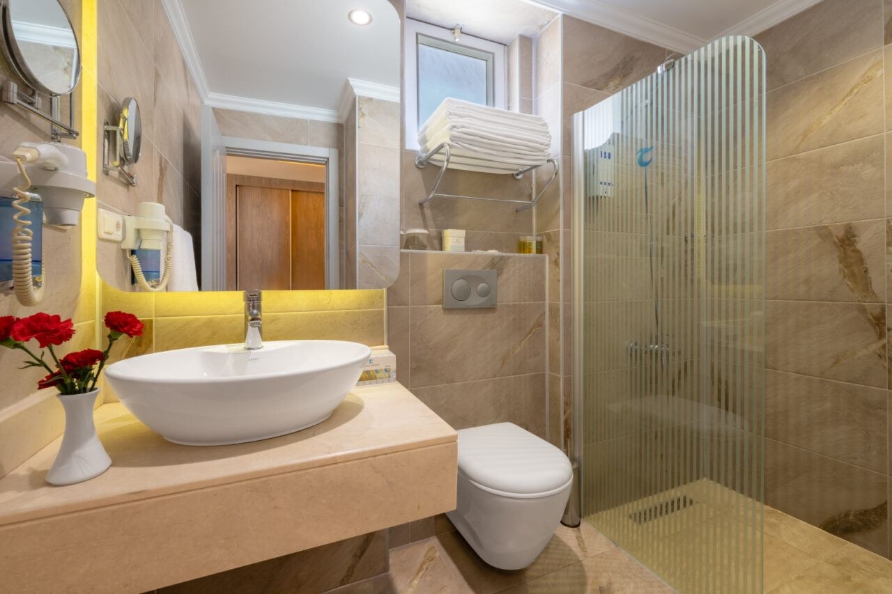 rooms-park-villa-family-room