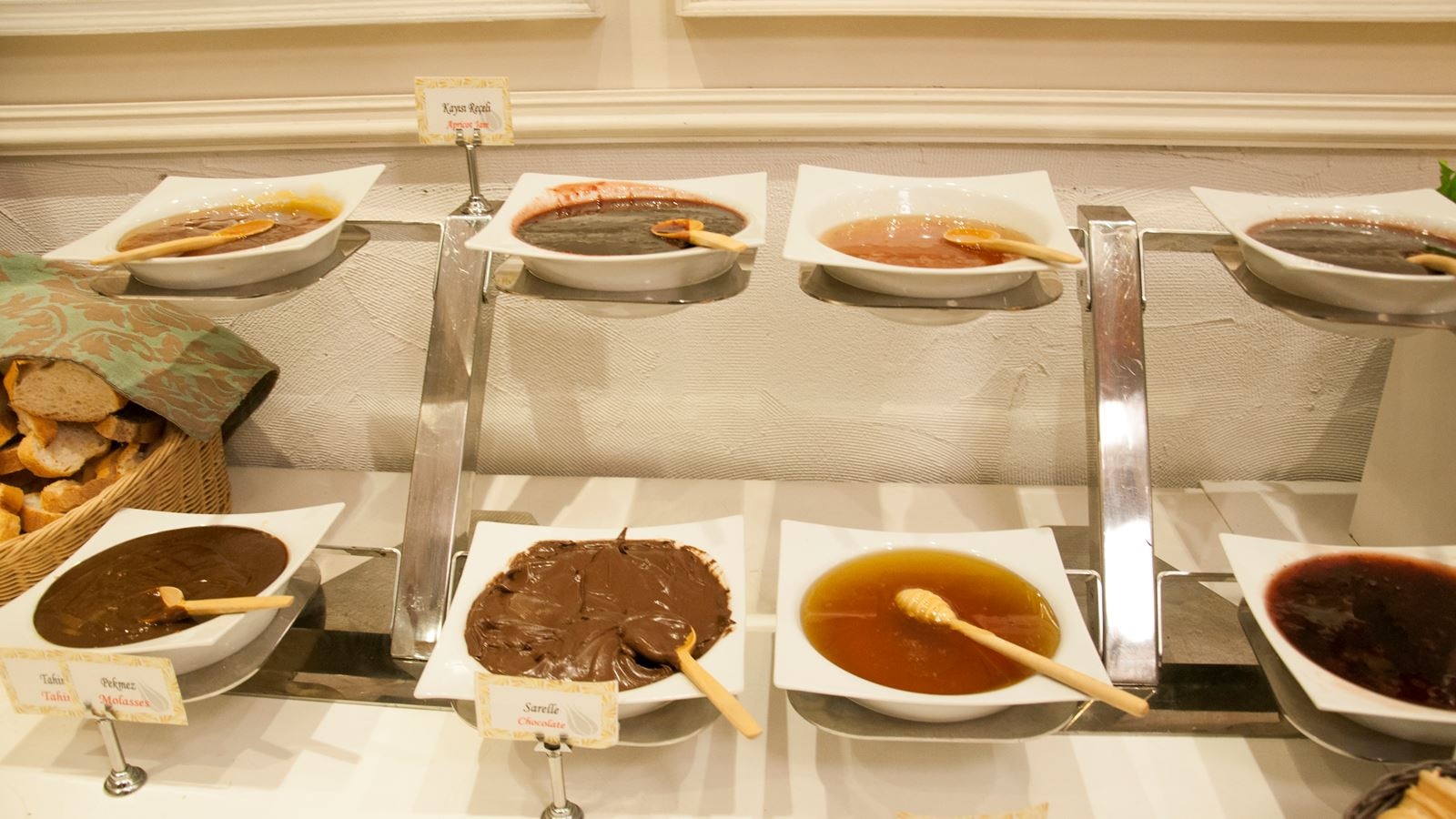 restaurants-restaurants