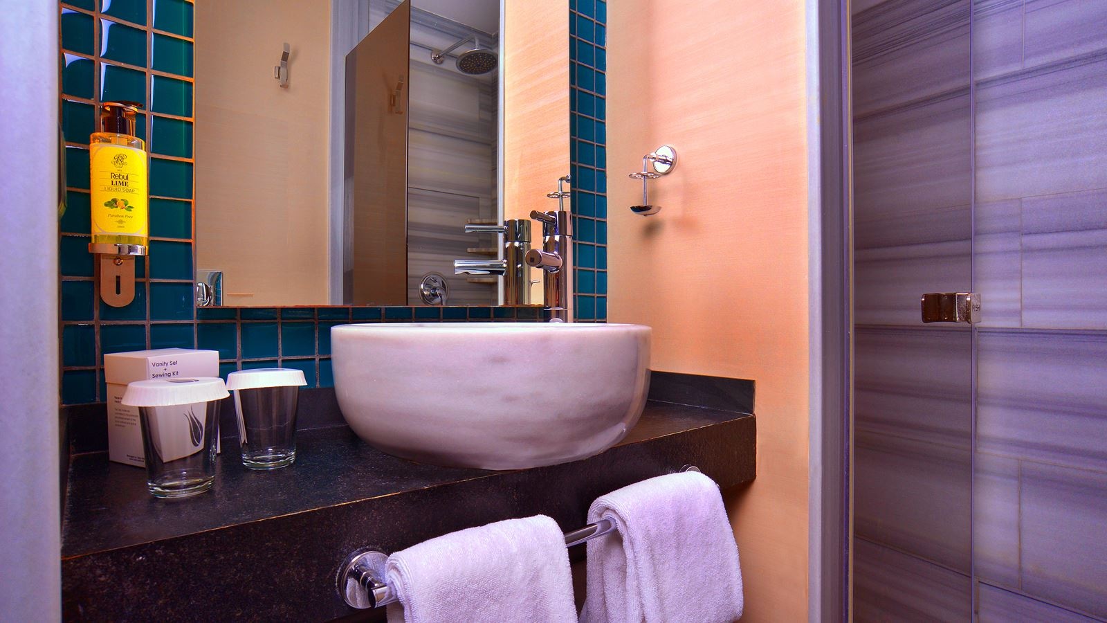 rooms-family-room-standard