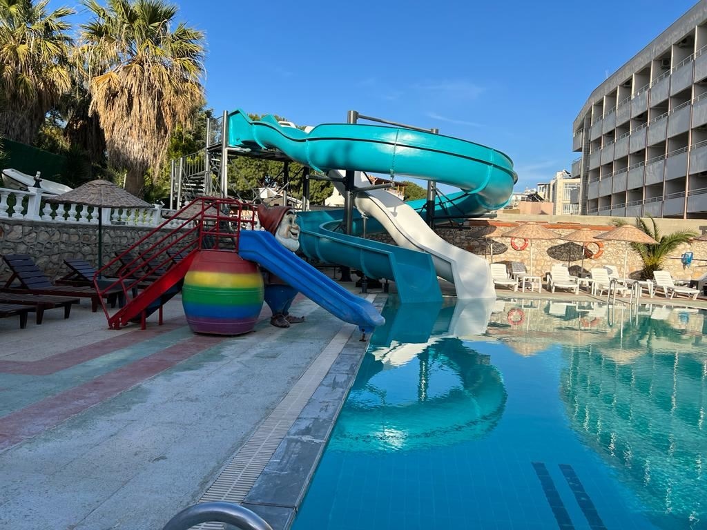 water-park-water-park