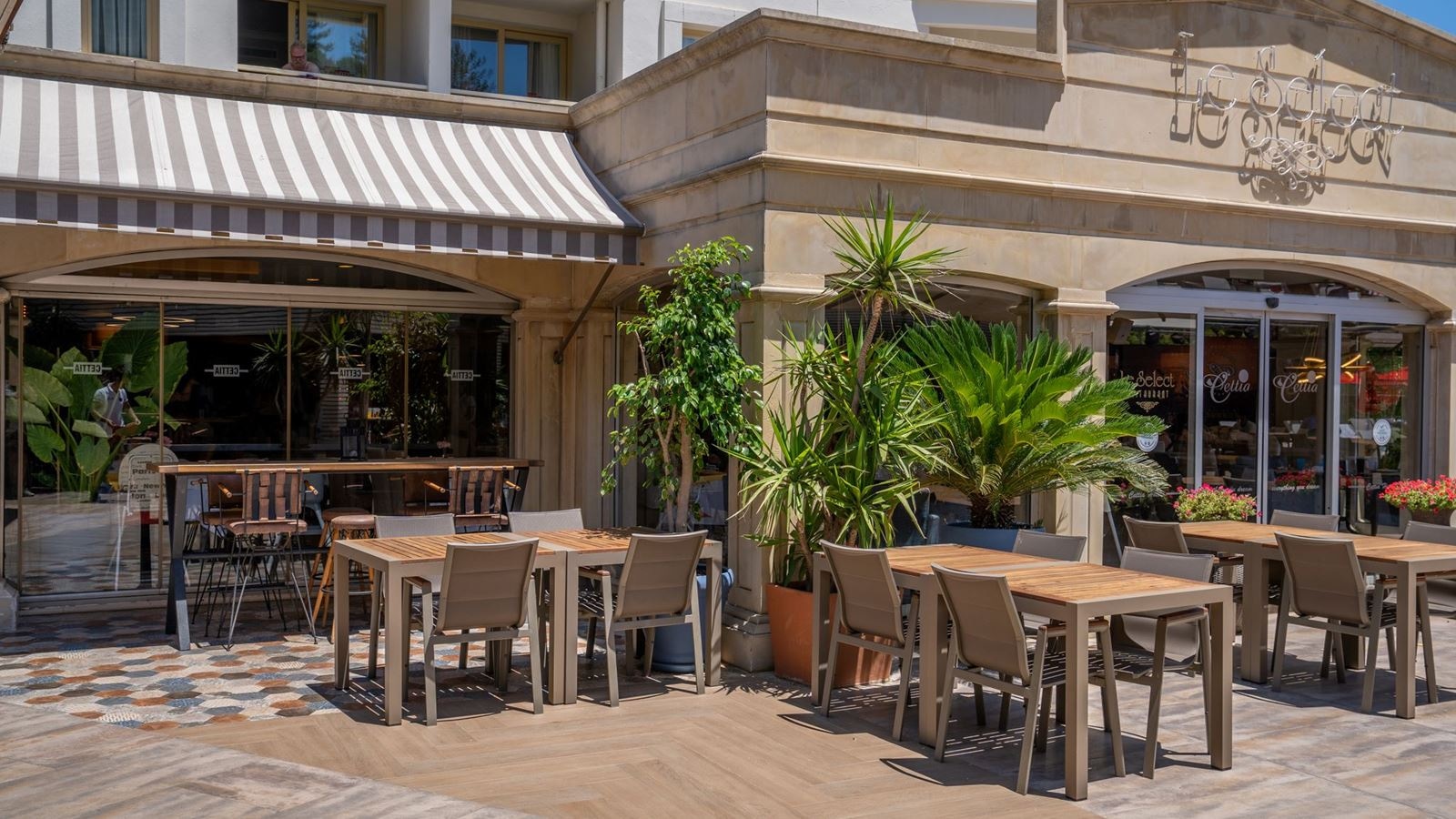 restaurants-le-select-restaurant