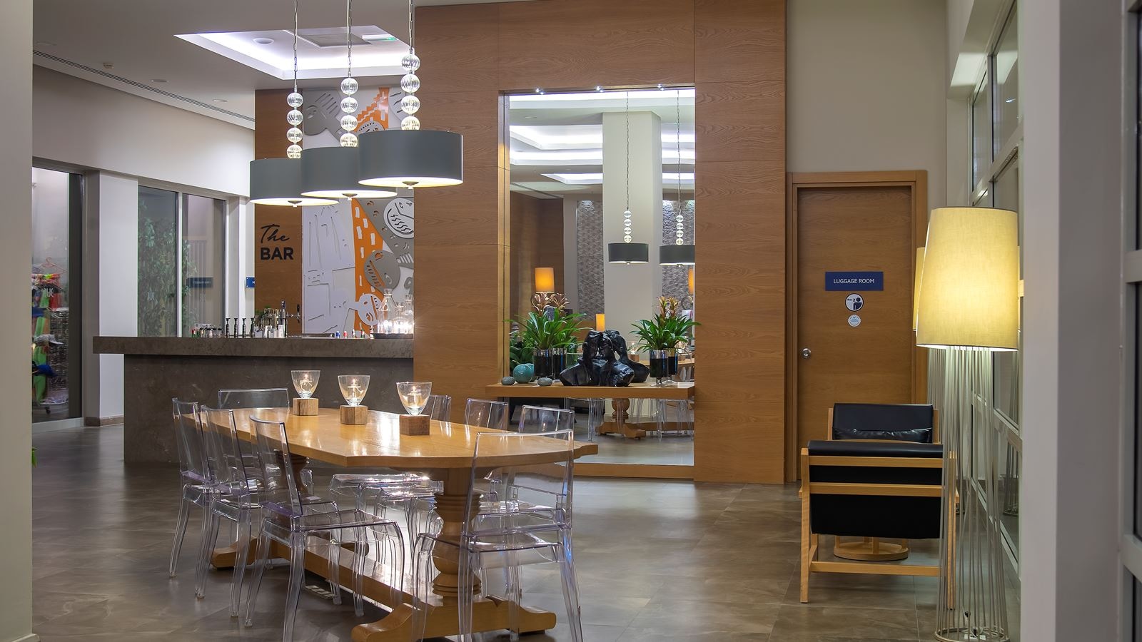 restaurants-lobby-bar