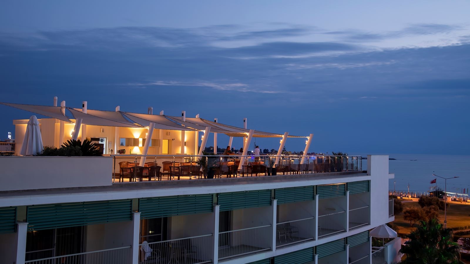 bars-sunset-roof-bar