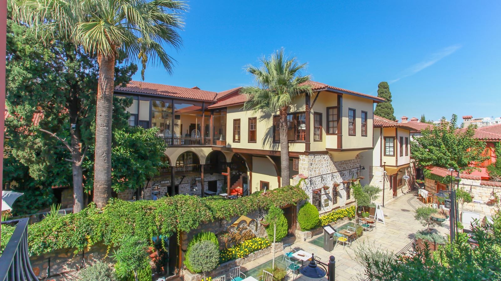 general-main-building