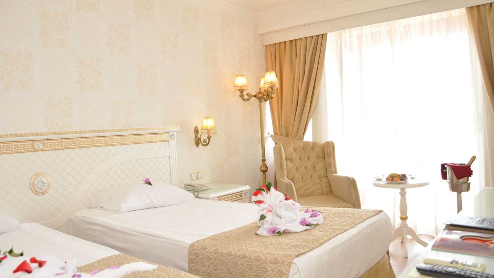 rooms-standard-room-sea-view