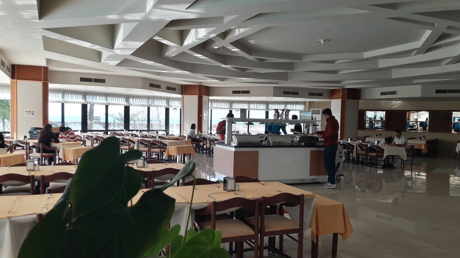 restaurants-main-restaurant