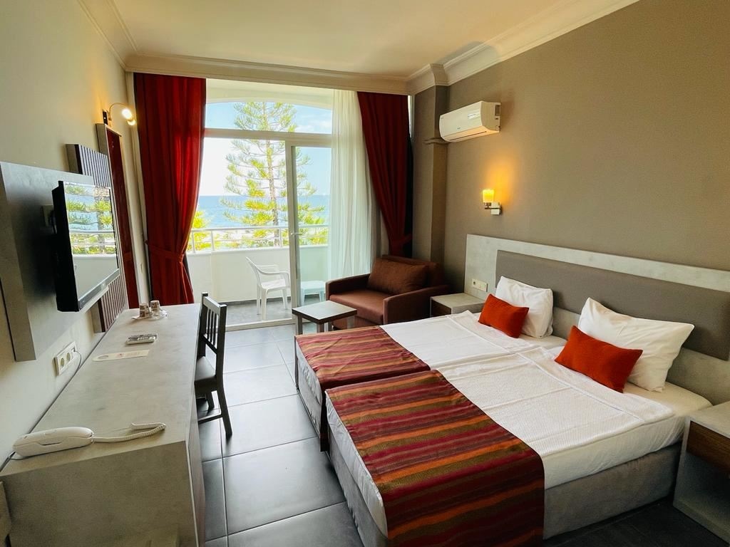 rooms-connection-room