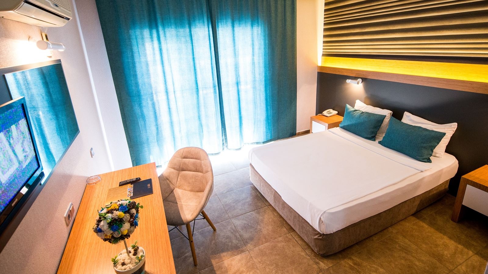 rooms-standard-room-1