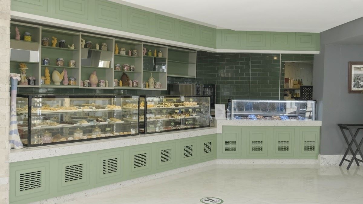 restaurants-flora-restaurant