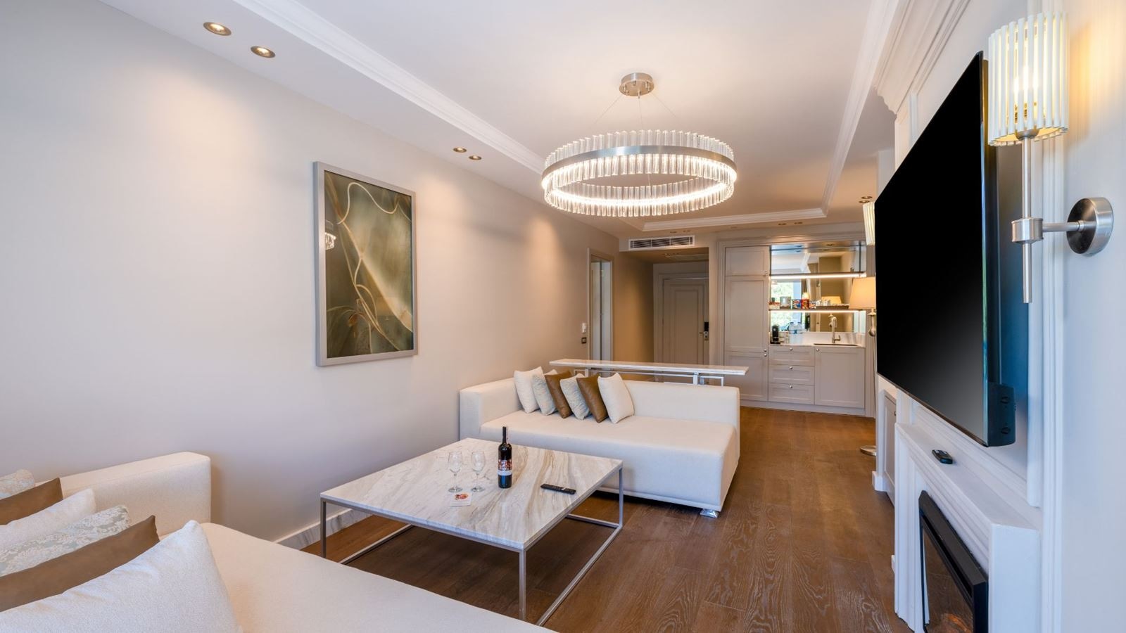 rooms-mare-signature-suite-land-view