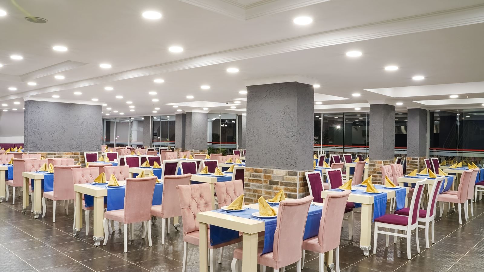 restaurants-main-restaurant
