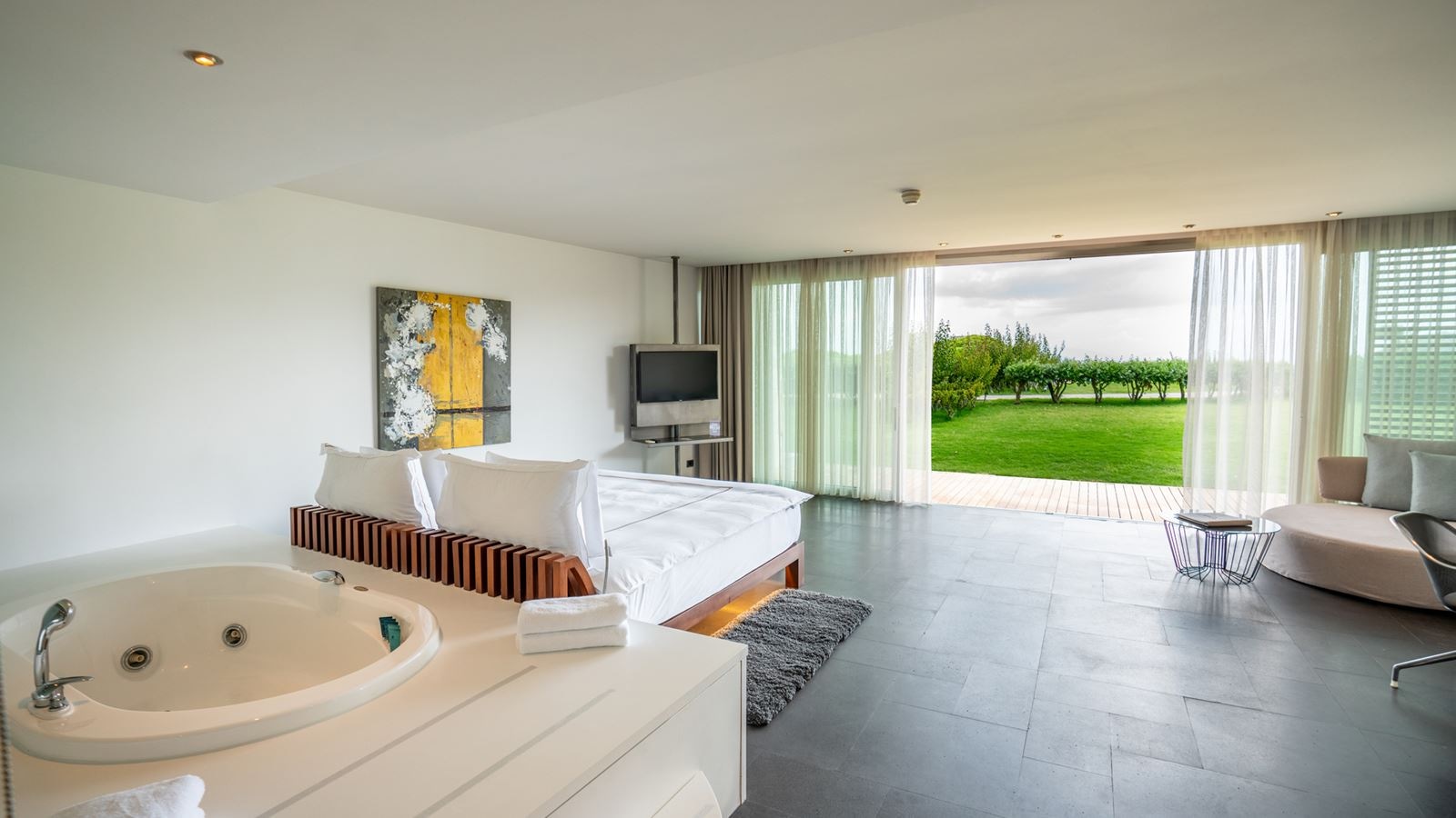 rooms-executive-room