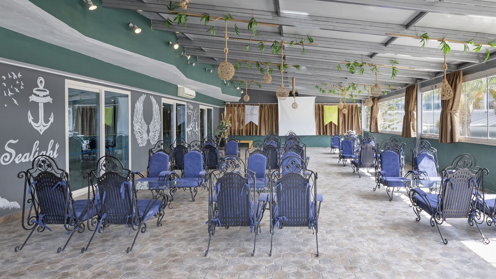 restaurants-restaurants