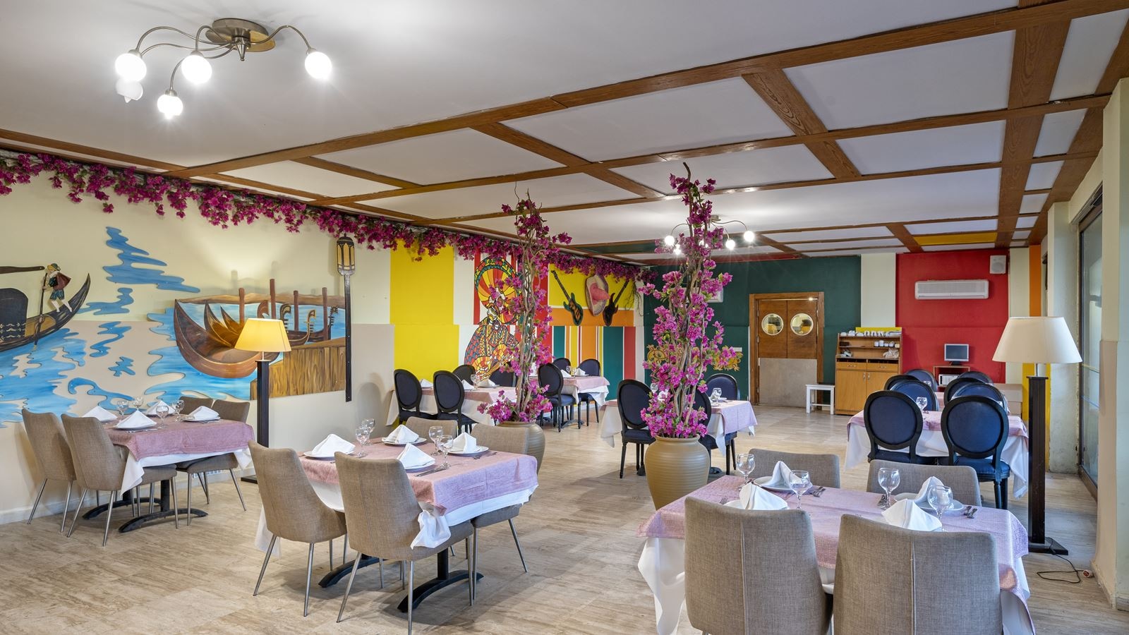 restaurants-restaurants