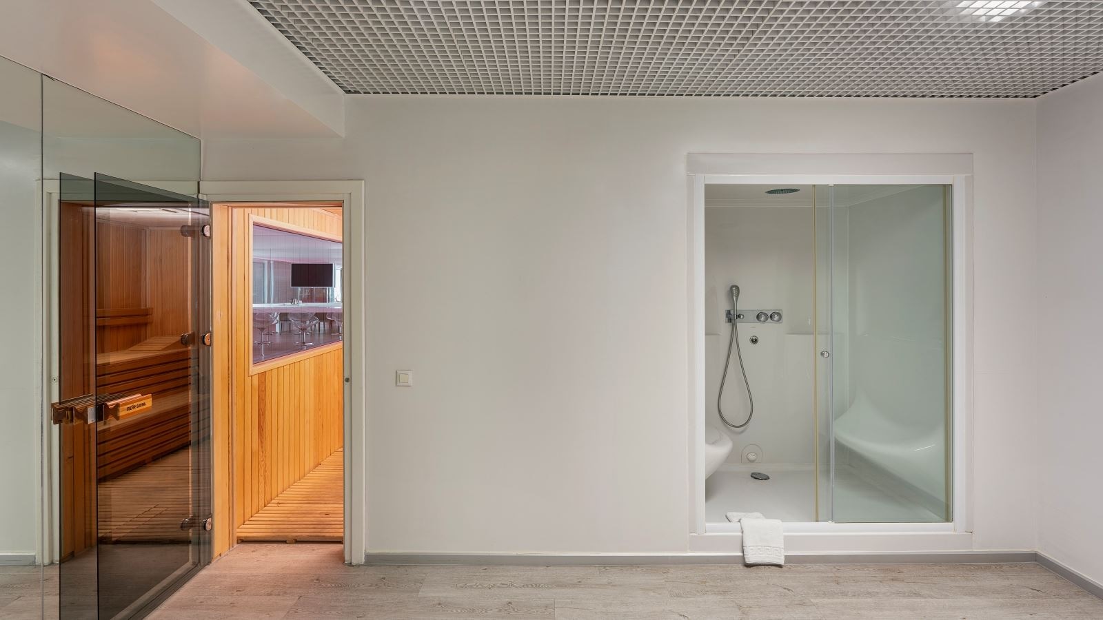 rooms-presidental-villa