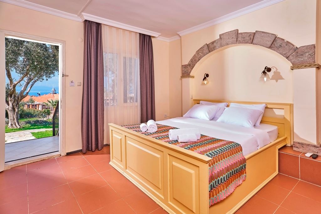 rooms-standard-room-single-use-sea-view